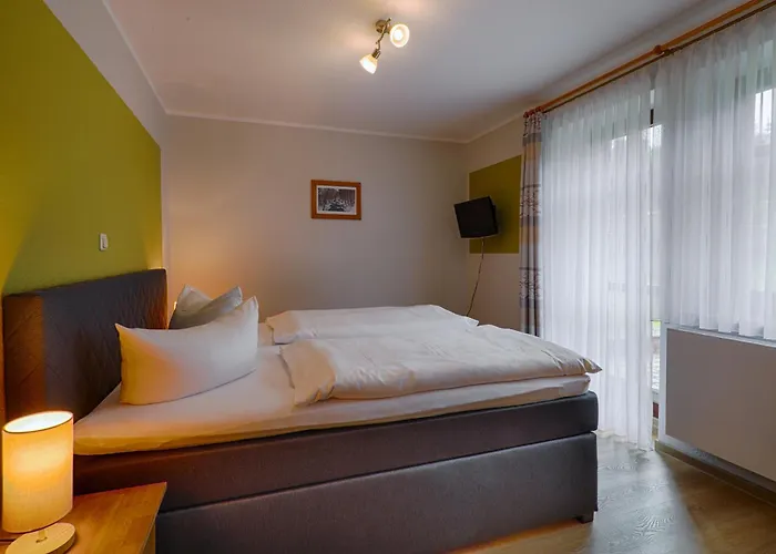 Und Berggasthof Spiessberghaus Am Rennsteig ホテル フリードリッヒローダ