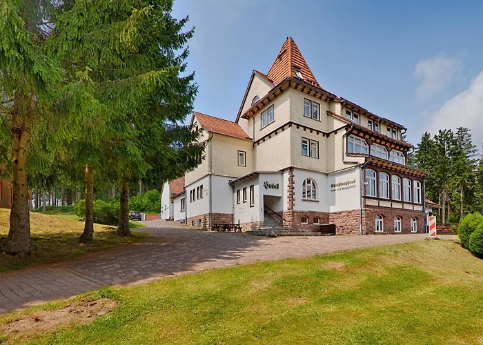 Und Berggasthof Spiessberghaus Am Rennsteig 2*