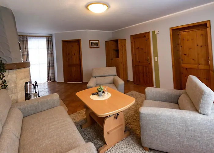 Otel Und Berggasthof Spiessberghaus Am Rennsteig Friedrichroda