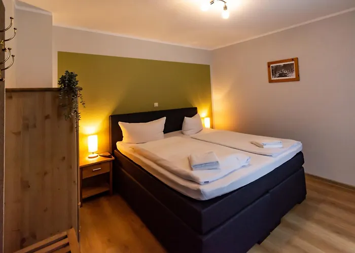 Und Berggasthof Spiessberghaus Am Rennsteig