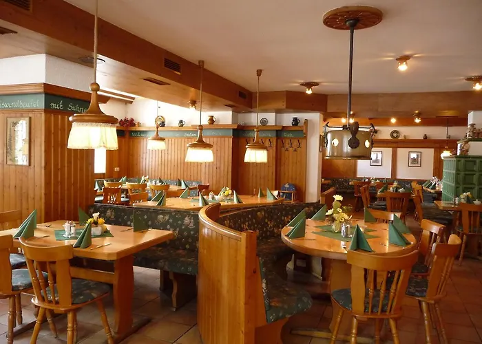 ホテル Und Berggasthof Spiessberghaus Am Rennsteig フリードリッヒローダ