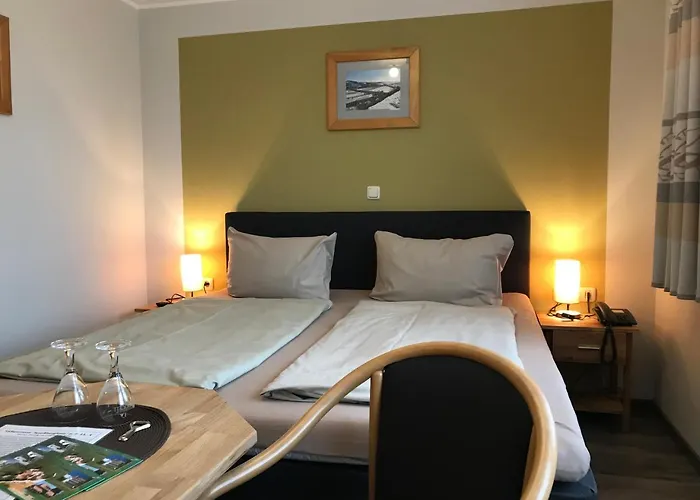 Und Berggasthof Spiessberghaus Am Rennsteig 2*